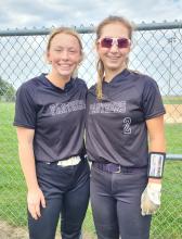 Dakota Valley’s Emma Wiese and Annie Bourne were named Players of the Week at Hubbard Park Sept. 17 by the Game-Day Directors. Photo by Kelly Riibe • times2reporter@gmail.com
