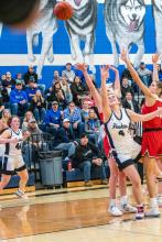 Ashley Brewer shows her soft touch at the hoop that got her 10 points against Vermillion Jan. 17. Photo by Peterman Sports Photography stevepeterman5@gmail.com