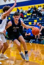 Jakob Scarmon scored 14 points against West Central. He’s shown here playing against Tea Area. Photos by Peterman Sports Photography stevepeterman5@gmail.com