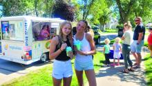 Gabby Uhl, Suri Uhl enjoy “Snowcones in the Park” at the Meadows Park of Dakota Dunes on Saturday, August 12. Photo by Kelly Riibe • times2reporter@gmail.com