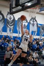 Bentlee Kollbaum had 20 points in EPJ’s home game versus Vermillion.