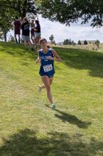 Sofia Hanson of Elk Point-Jefferson ran a strong JV race for the Huskies on August 28, 2025.