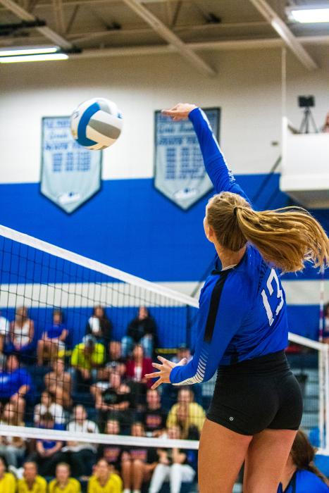 Bentlee Kollbaum led the Huskies in kills at the Cavalier Clash Sept. 17. She recorded 33 of the team’s 105 kills. Photo by Peterman Sports Photography•photoman@iw.net