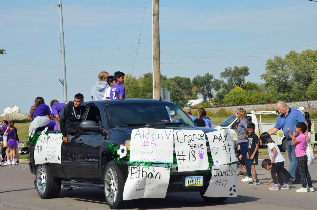 DV HOCO