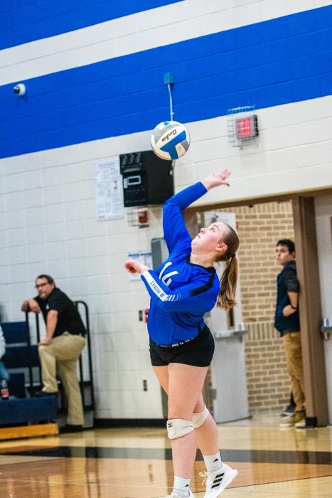 Jazmarie Stultz-Praster concentrates on her serve. Photo by Peterman Sports Photography stevepeterman5@gmail.com