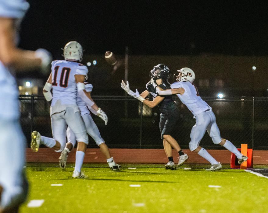 Randy Rosenquist catches the ball at the 1 yard line to set up a Ethan Anema touchdown against Lennox Sept. 30. Photo by Peterman Sports Photography • stevepeterman5@gmail.com