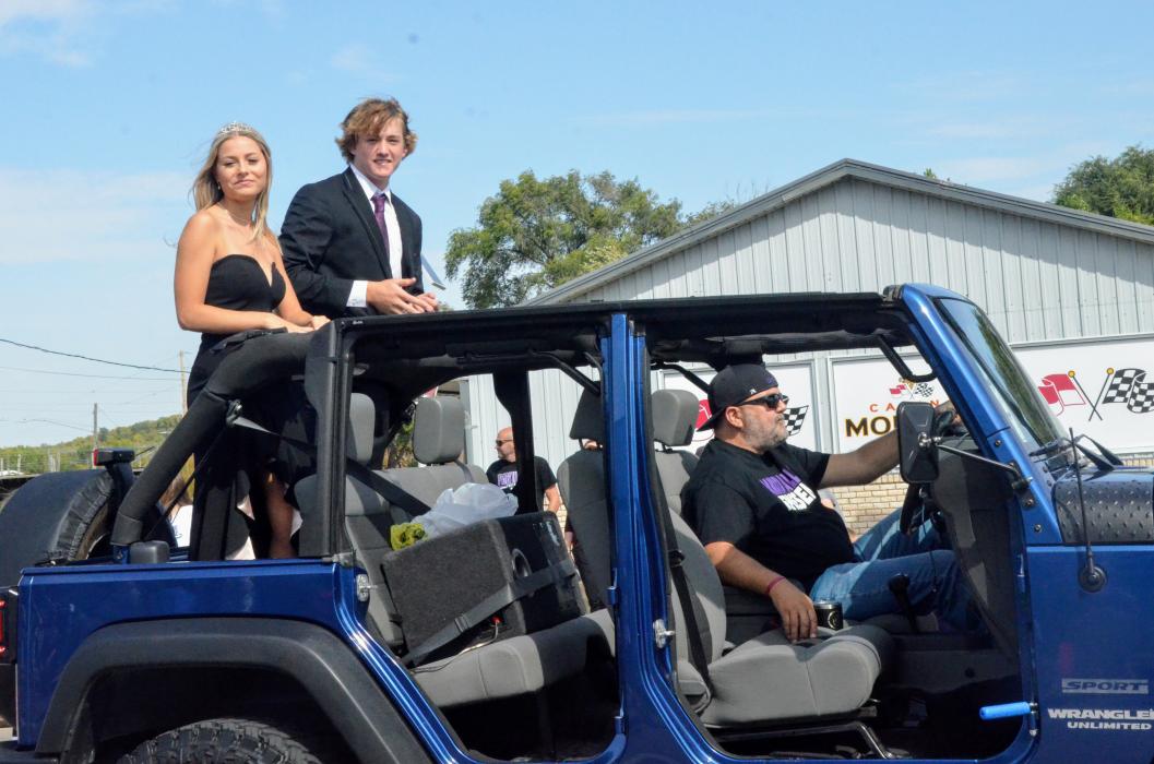 DV HOCO