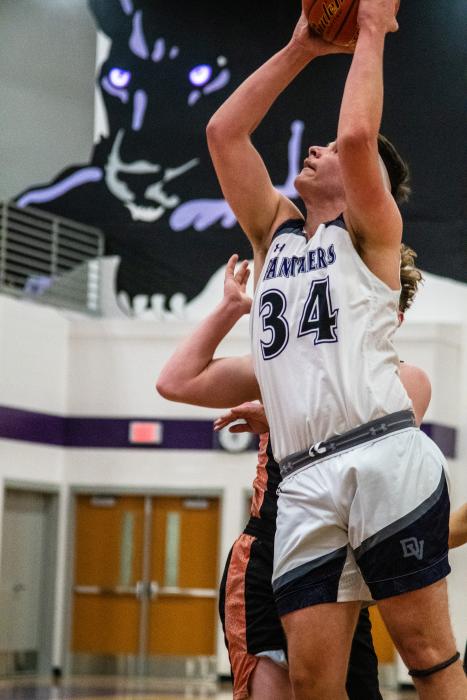 Jaxson “Tish” Wingert had 13 points against Le Mars and 9 against Sergeant Bluff-Luton. Photo by Peterman Sports Photography stevepeterman5@gmail.com