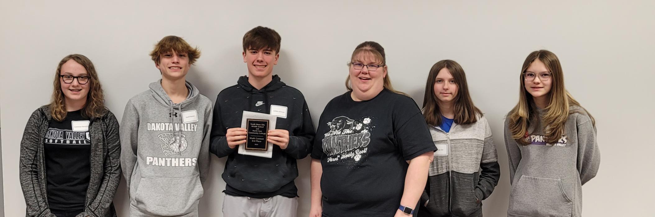 Dakota Valley’s 8th grade Math Bee team was made up of, from left, Cameryn Hartman, Geoffrey Nelson, Linken Johnson, Mrs. Jennifer Pottorff, Colbie Orr and Sage Agrimson. Submitted photo