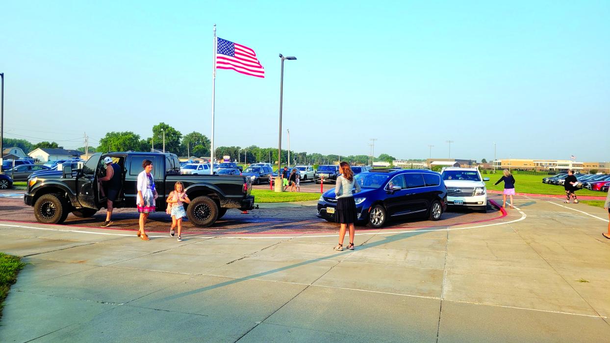 (Top right) Many parents and guardians walked their child to the front door of the Dakota Valley elementary school for the first full day of classes. See more photos on page 14. Photos by Kelly Riibe • times2reporter@gmail.com