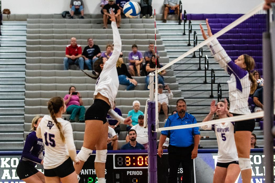 Cameryn Sommervold goes up for a kill against Beresford Sept. 5. Photos by Peterman Sports Photography • stevepeterman5@gmail.com
