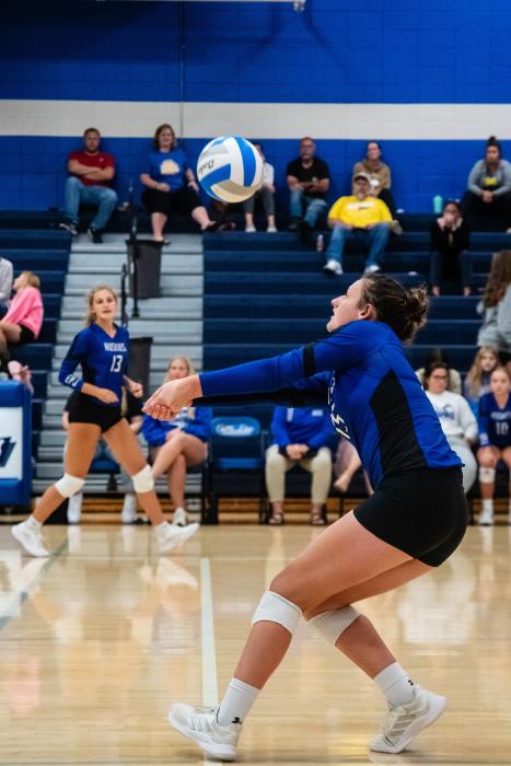 Madison Buenger passes the ball at EPJ’s Home Triangular Sept. 21. Photo by Peterman Sports Photography stevepeterman5@gmail.com