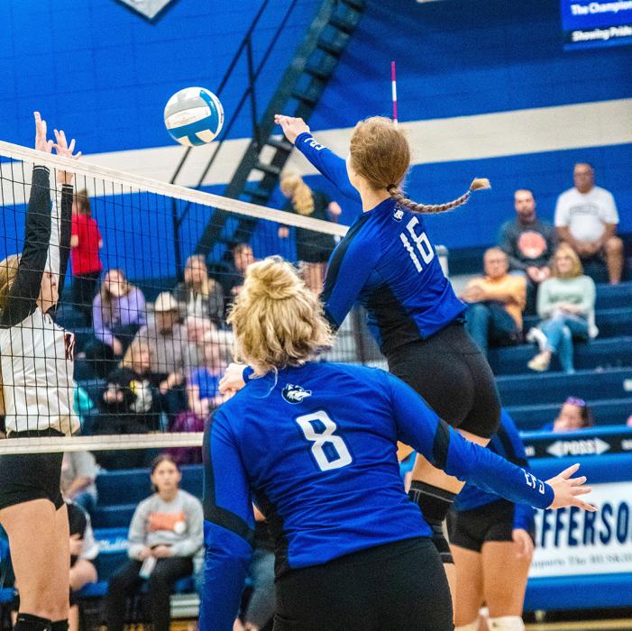 Natalie Heuertz dominated the net last week. She was voted to the all-conference team at the Northwestern Wildcat tournament on Oct. 7. Photo by Peterman Sports Photography • stevepeterman5@gmail.com