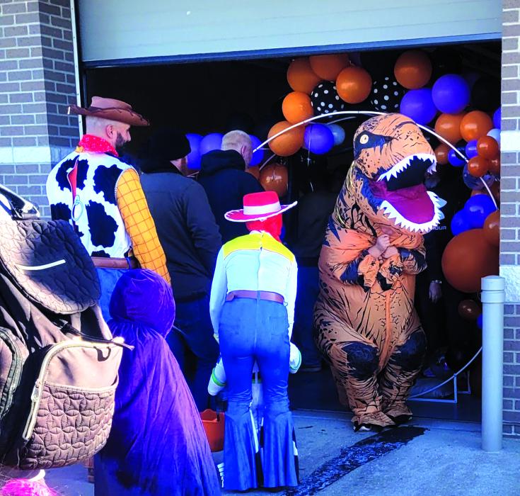 Crowds followed a line around the interior of the North Sioux City police station for the Trunk or Treat event on Oct. 29. Photo by Kelly Riibe • times2reporter@gmail.com