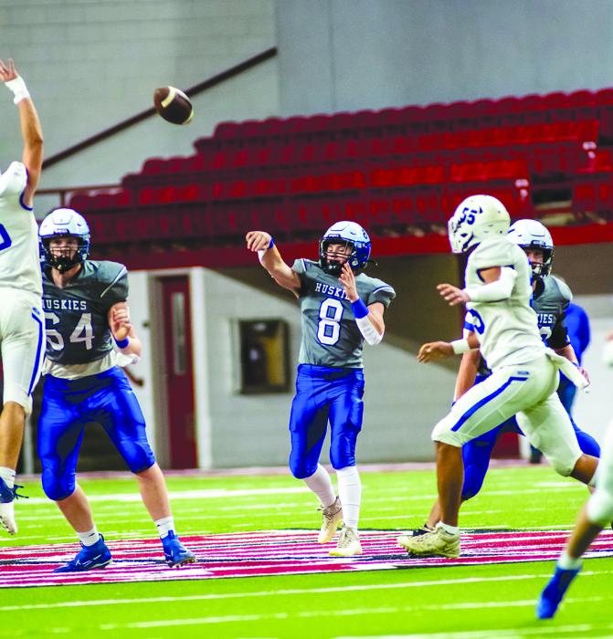 Keaton Gale had 8 completed passes for 112 yards during the Championship match against Hot Springs Nov. 10 at the DakotaDome in Vermillion, SD. Photo by Peterman Sports Photography • stevepeterman5@gmail.com