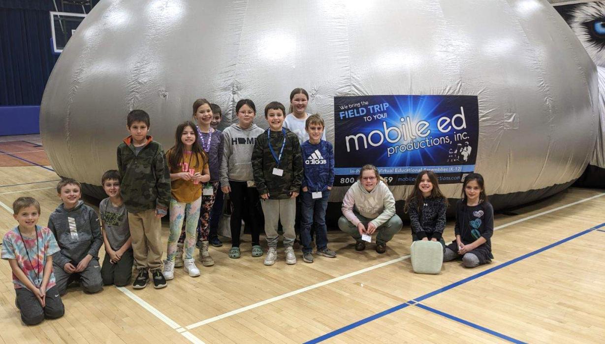 First through Fifth grade students at Elk Point-Jefferson were able to experience outer space thanks to Mobile Ed. Productions, Inc. on Feb. 5. They experienced different aspects of space such as, the Sun, all the planets, the Milky Way Galaxy and different Greek Constellations. Mrs. Homans third grade class enjoyed learning about the stars. See more photos on page 12. Submitted photo