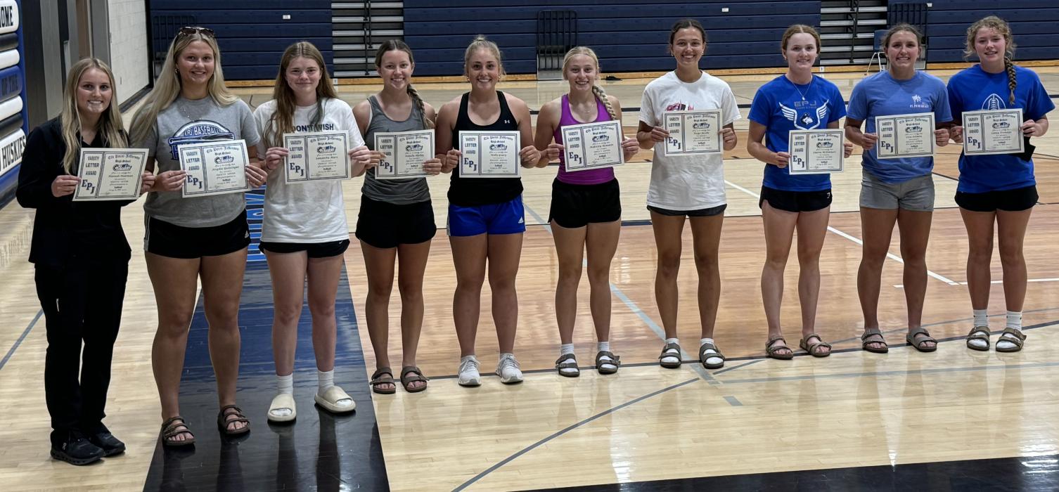Letter winners for the Huskies in high school softball were recognized on June 13, 2024. From left Hannah Nearman. Aynslee Goetzinger, Samantha Marx, Natalie Hailey, Molly Geary, Makinley Hammitt, Paige Jacobs, Lauren McDermott, Cera Schmitz, and Laney Trometer. Also, those not able to be in attendance on June 13, but on the team are: Regan Rasmussen, Kaille Goetzinger, Sailor Kommes, Hailey Harkness, and Camryn Norris. Submitted photo