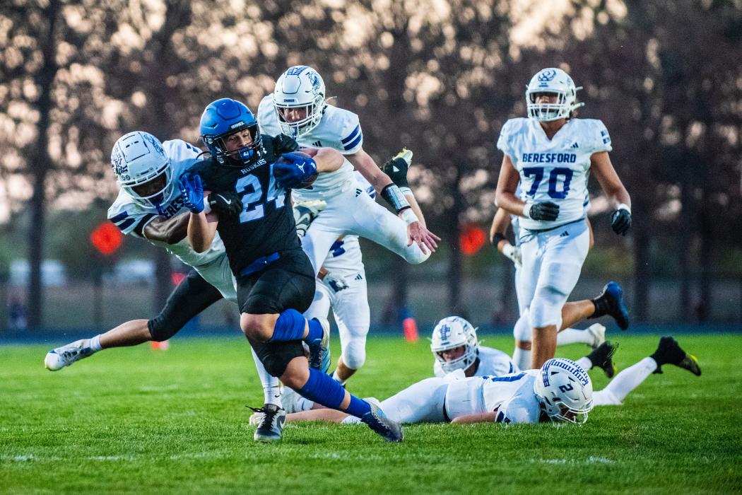 Gunnar Ewing had 11 rushes for for 51 yards in EPJ’s homecoming game.
