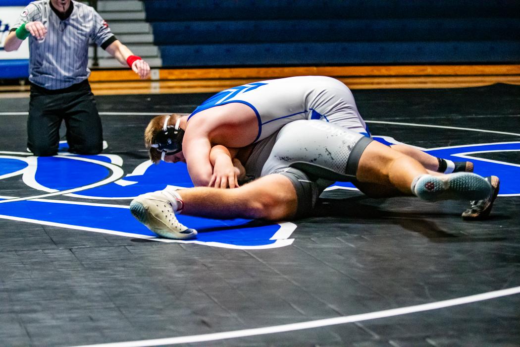 EPJ’s Ruben Chicoine looks for the pin versus DV’s Cooper Bernard. Photos by Peterman Sports Photography • stevepeterman5@gmail.com