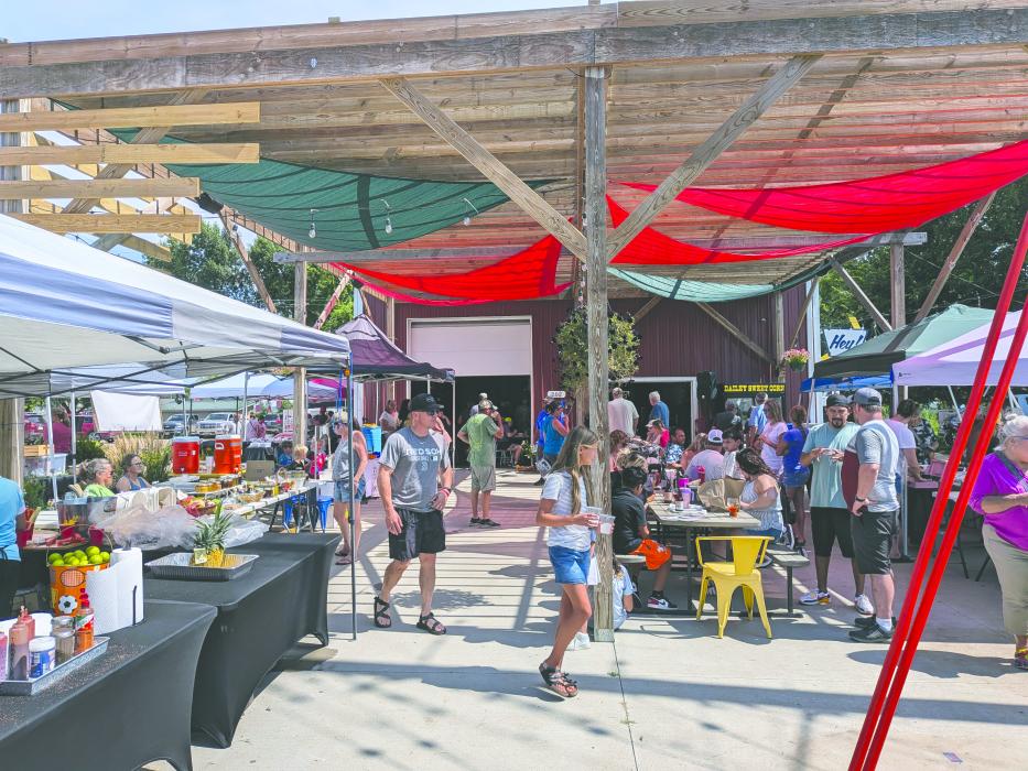 Hot temperatures did not keep away the local vendors or large crowd on August 17, 2025 for Jefferson's 4th Annual Farmer's Market. Photos by Kelly Riibe • times2reporter@gmail.com