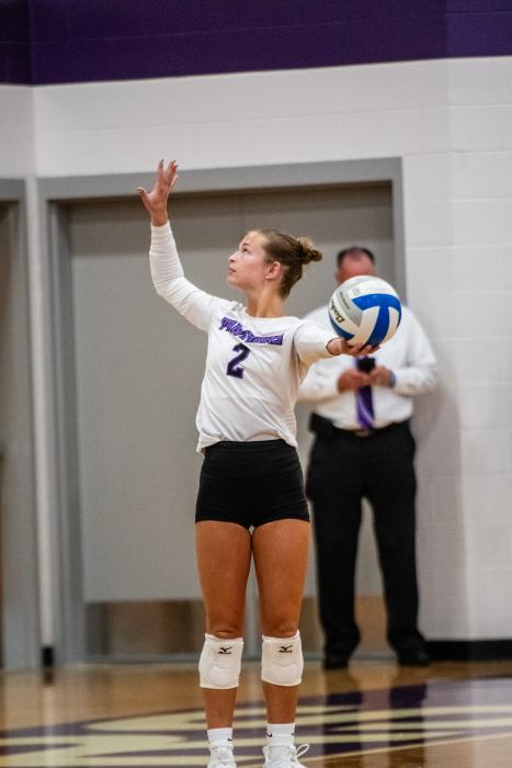 Junior Coryn Kimbell gets ready to serve during DV’s home match on September 9, 2025. Photo by Peterman Sports Photography • stevepeterman5@gmail.com