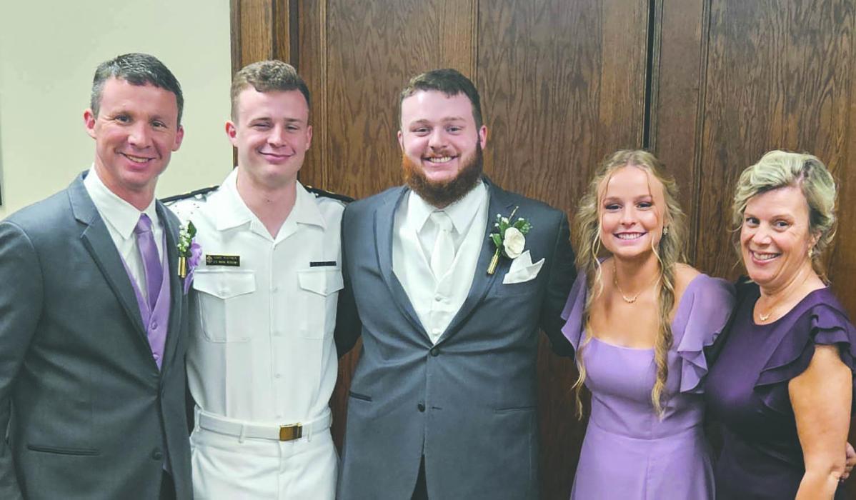 “I serve because I want to give back to a community that has given so much to my family” Steve Kistner Steve Kistner, seen here with his family, was recently awarded the Distinguished Service Award from the Associated School Boards of South Dakota. From left: Steve Kistner, Lake Kistner, Mitchell Kistner, Veronica Kistner, and Darcie Kistner. Submitted photo