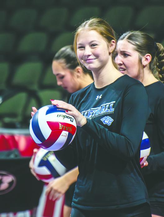 Natalie Heuertz, an EPJ alum, plays college volleyball at Dakota Wesleyan University and was in Sioux City for the NAIA national tournament. Photos by Peterman Sports Photography • stevepeterman5@gmail.com