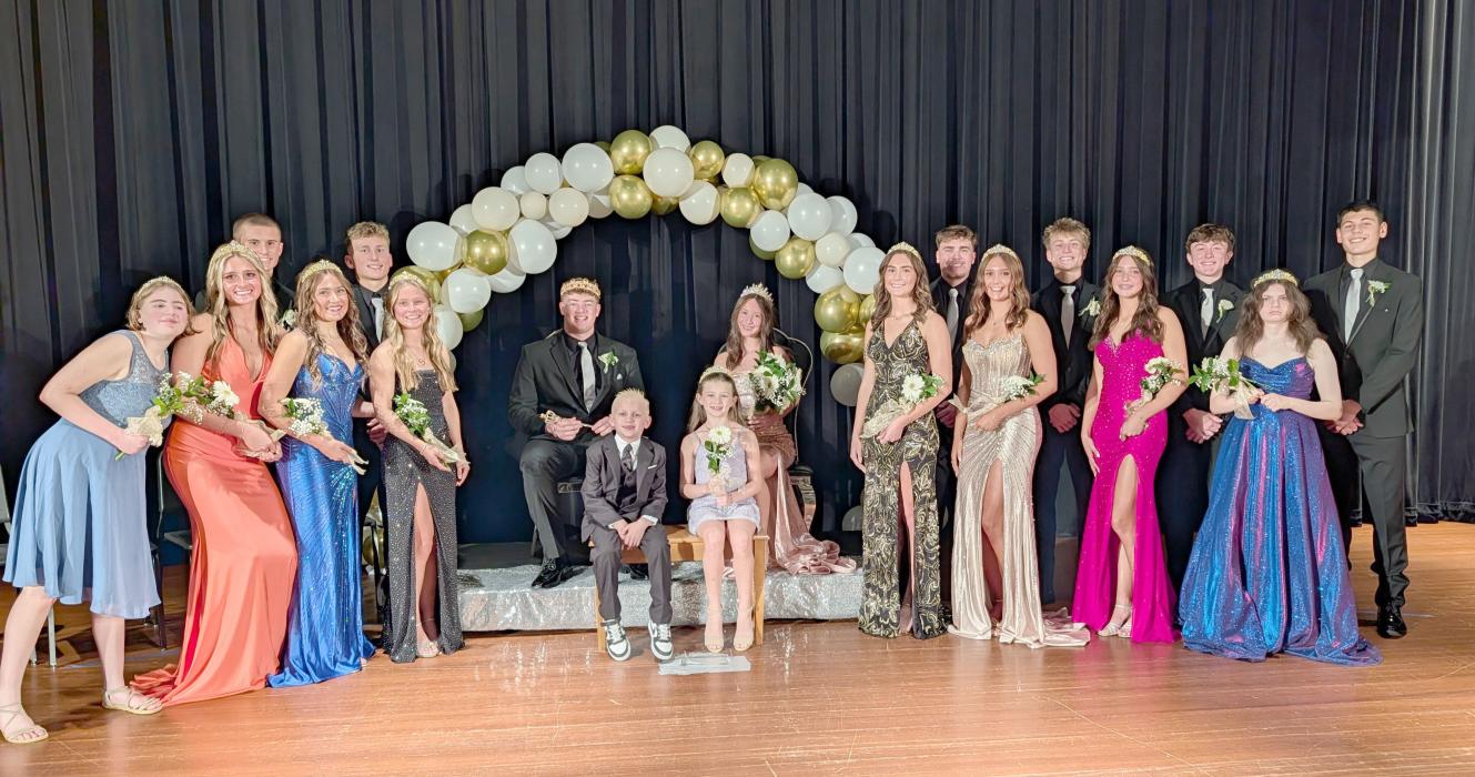 DV 2026 High School HOCO Royalty, back row from left: Tate Bernard, Sean Meiske, King Seth Reinhardt, Queen Zahria deBeer, Micah Dembowski, Geoffrey Nelson, Cash Slater and Tye DeGeorgia. Front row from left: Aerynn Meyer, Aubree Worden, Gracie Hamilton, Sophie Meyer, Prince Avyen Fender, Princess Lauren Schilling, Payten Konopasek, Ashley Jelken, Julia Bernard and Emerson Orr. See more photos on pgs. 8 and 9. Photo by Kelly Riibe • times2reporter@gmail.com