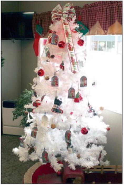The gift tree is located within the front door of Brad Fowler – State Farm and can be seen through the front windows. Photo by Beth Sherard-Hutcheson times1reporter@gmail.com