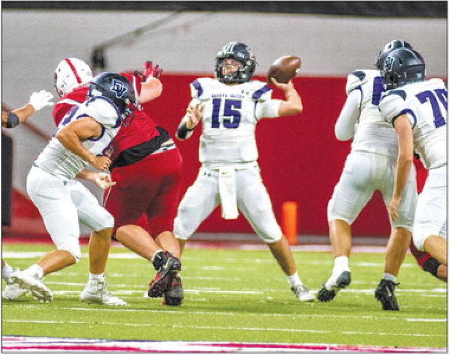 Ethan Anema had 128 passing yards against Vermillion Friday, Aug. 26. Photo by Peterman Sports Photography • photoman@iw.net